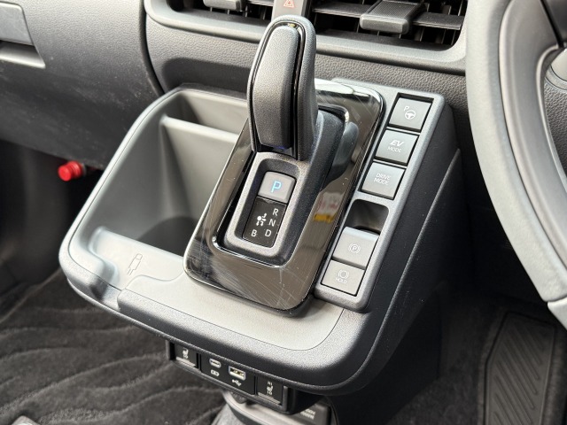 トヨタ:シエンタ