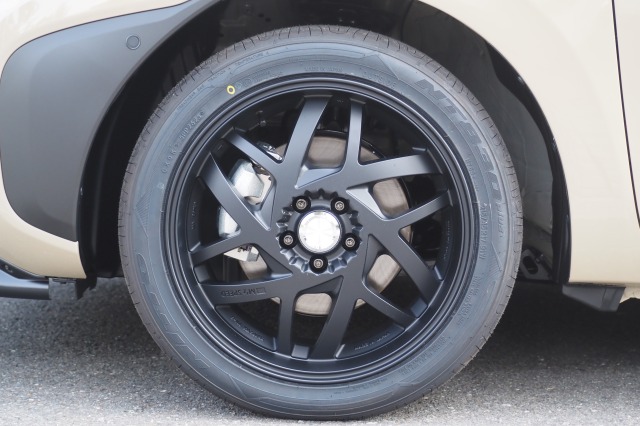 トヨタ:シエンタ