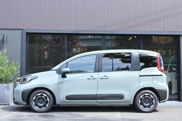 トヨタ:シエンタ