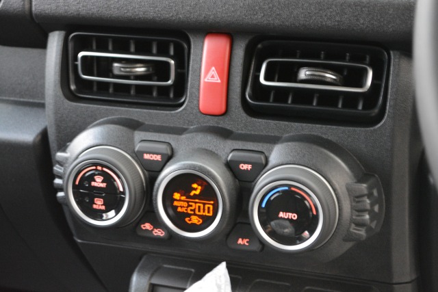 スズキ:ジムニーノマド