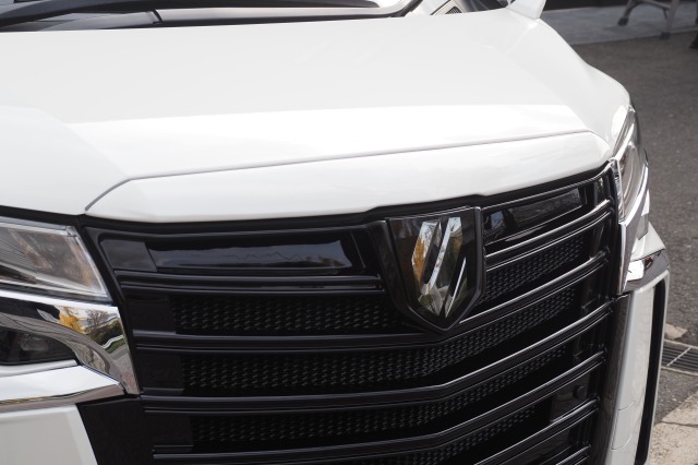 トヨタ:アルファード