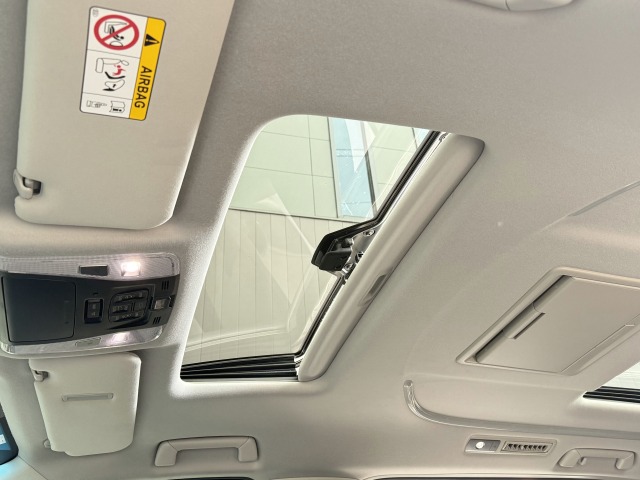 トヨタ:アルファード