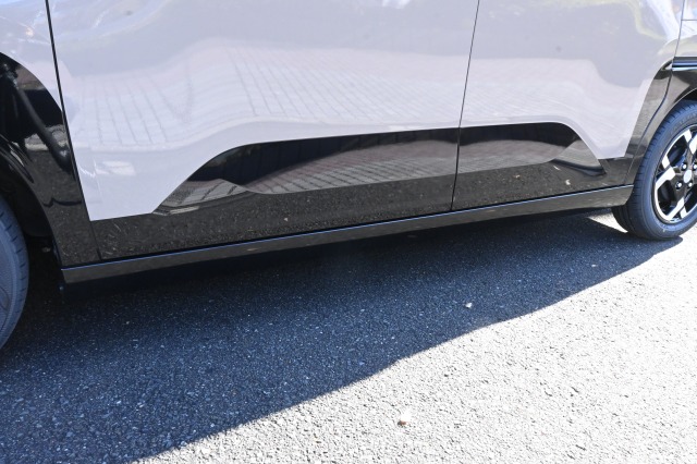 ミツビシ:デリカミニ