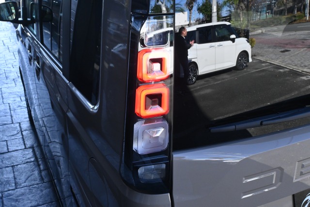 ミツビシ:デリカミニ