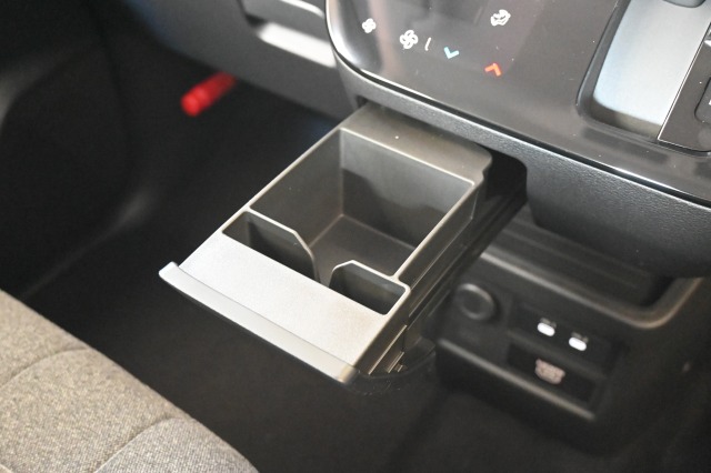 ミツビシ:デリカミニ