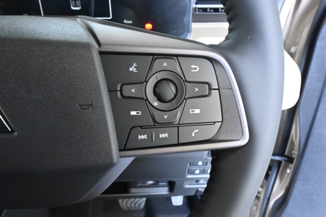 ミツビシ:デリカミニ