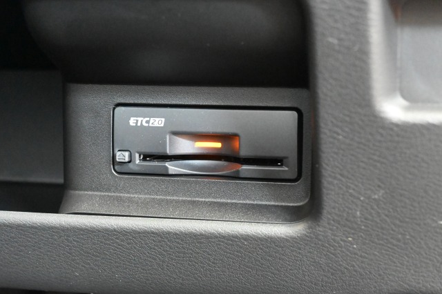 ミツビシ:デリカミニ