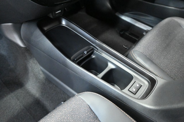 トヨタ:アクア※車両販売は終了致しました※