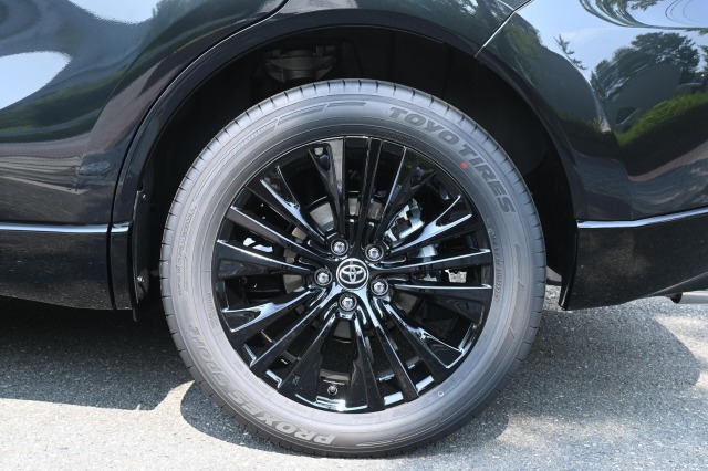 トヨタ:ハリアー