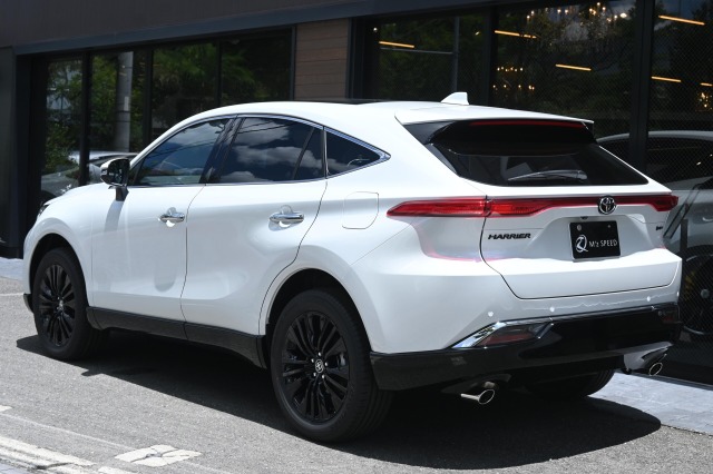 トヨタ:ハリアー