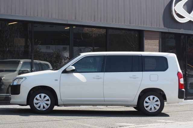 トヨタ:プロボックス