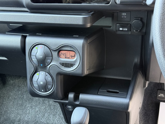 トヨタ:プロボックス