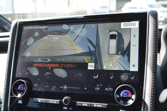 トヨタ:ヴェルファイア