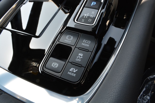 トヨタ:ヴェルファイア