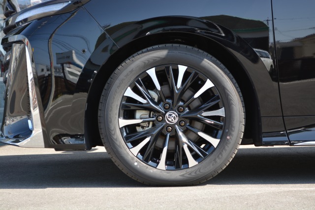 トヨタ:ヴェルファイア