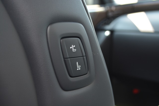 トヨタ:ヴェルファイア