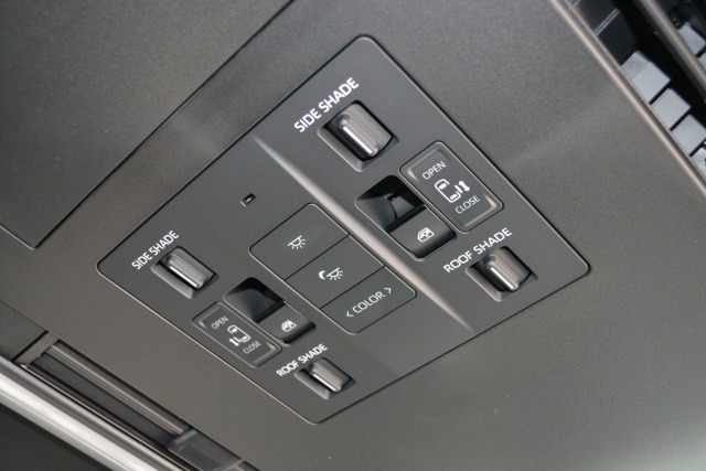 トヨタ:ヴェルファイア