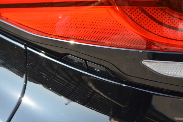 トヨタ:ヴェルファイア