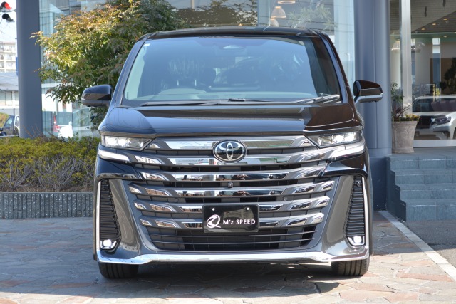 トヨタ:ヴェルファイア