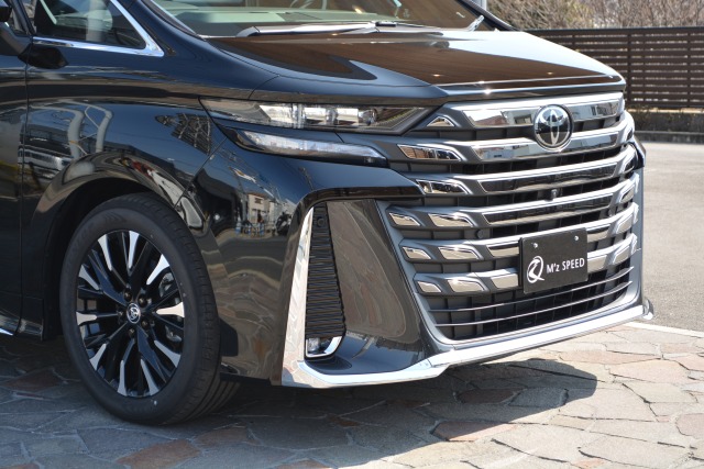 トヨタ:ヴェルファイア