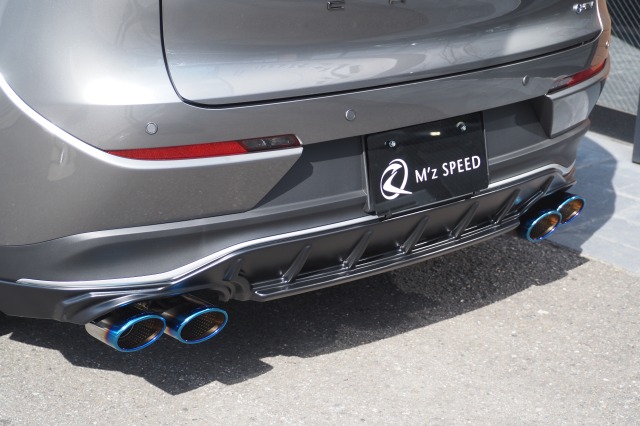 トヨタ:クラウンクロスオーバー