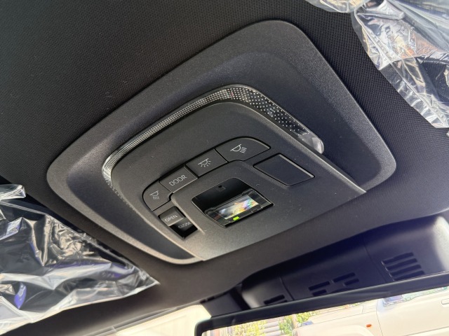 トヨタ:クラウンクロスオーバー