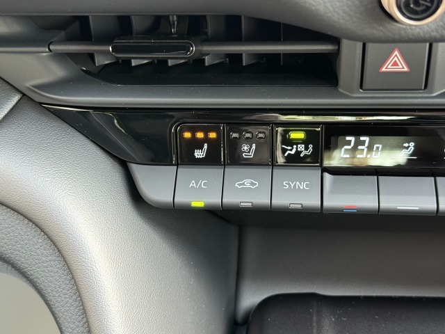 トヨタ:クラウンクロスオーバー