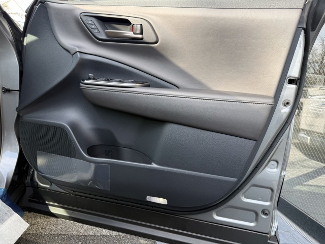 トヨタ:クラウンクロスオーバー