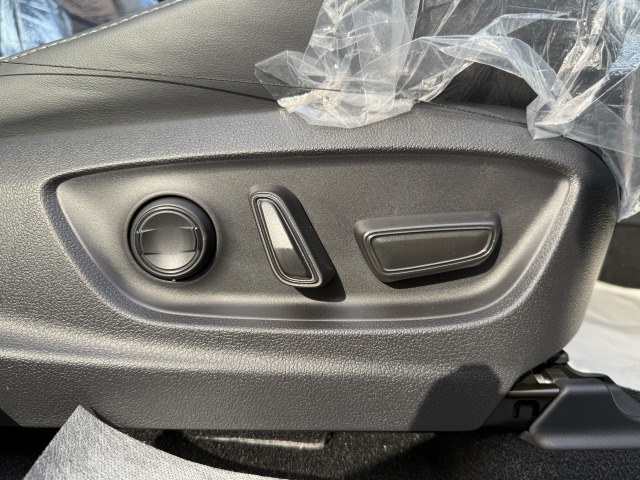 トヨタ:クラウンクロスオーバー