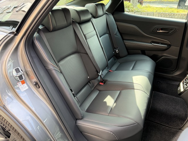 トヨタ:クラウンクロスオーバー