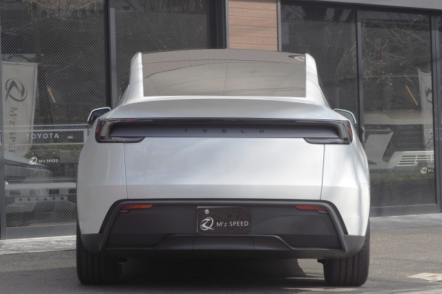 ベンツ:モデルY