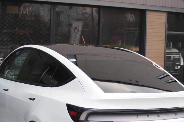 ベンツ:モデルY