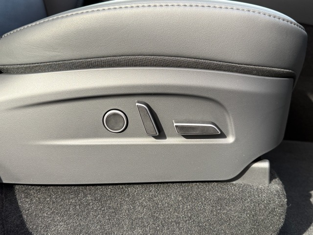 ベンツ:モデルY