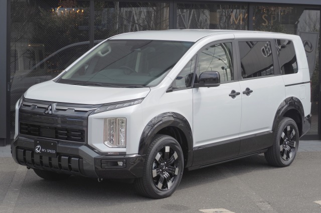 ミツビシ:デリカ D:5