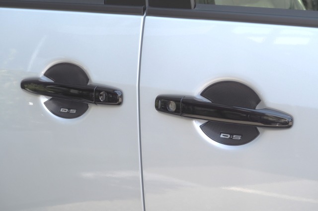 ミツビシ:デリカ D:5