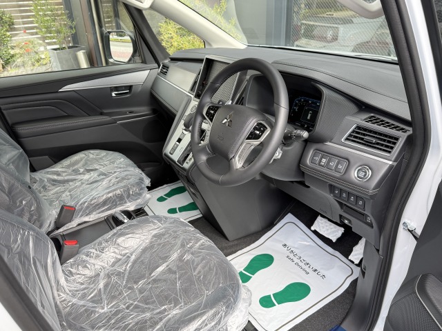 ミツビシ:デリカ D:5