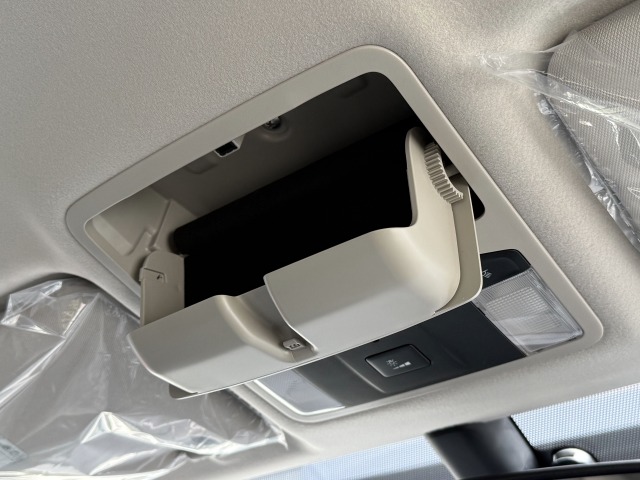 ミツビシ:デリカ D:5