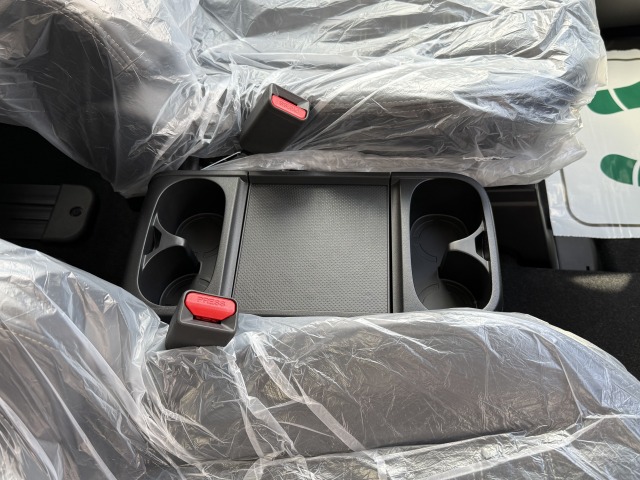 ミツビシ:デリカ D:5