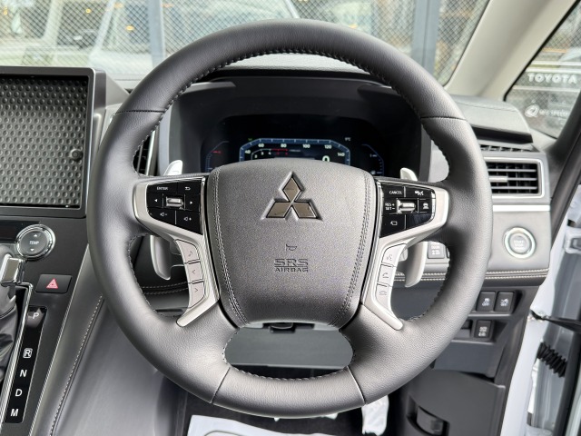 ミツビシ:デリカ D:5