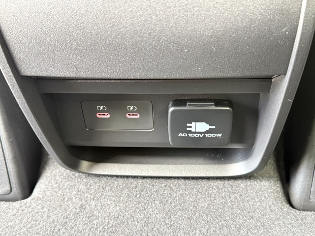 ミツビシ:デリカ D:5