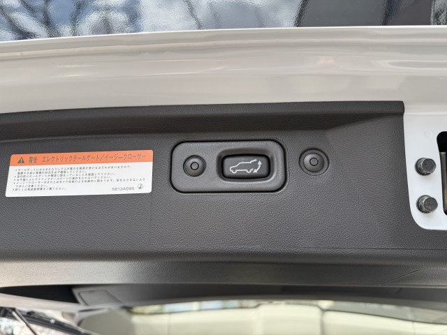 ミツビシ:デリカ D:5