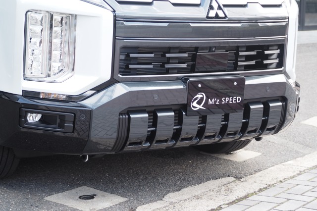 ミツビシ:デリカ D:5