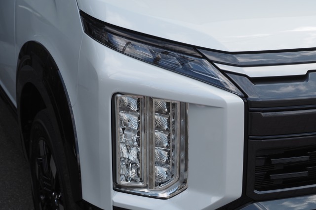 ミツビシ:デリカ D:5