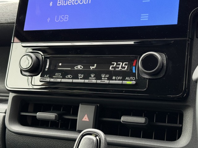 トヨタ:シエンタ