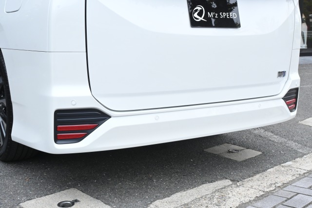 トヨタ:ヴォクシー