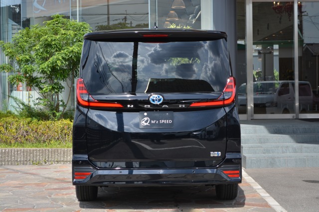 トヨタ:ノア(エアロボディ）