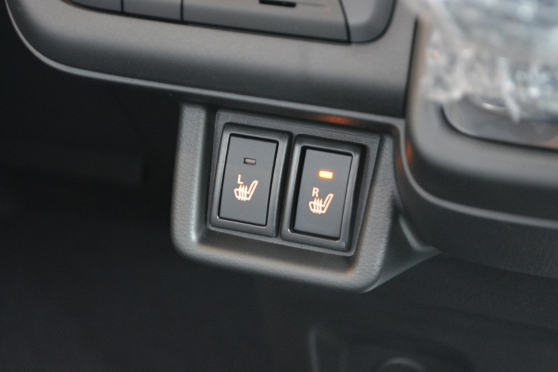 スズキ:スペーシアカスタム