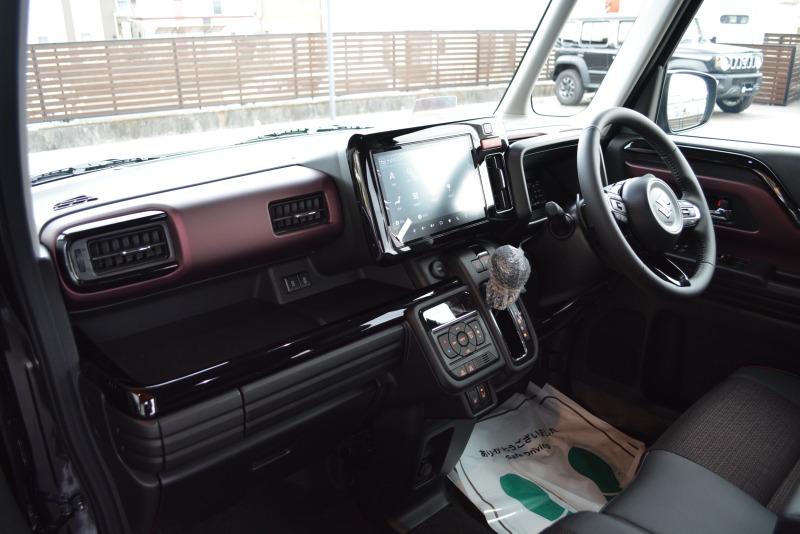 スズキ:スペーシアカスタム