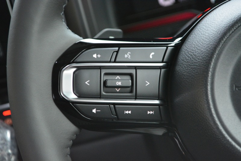 スズキ:スペーシアカスタム