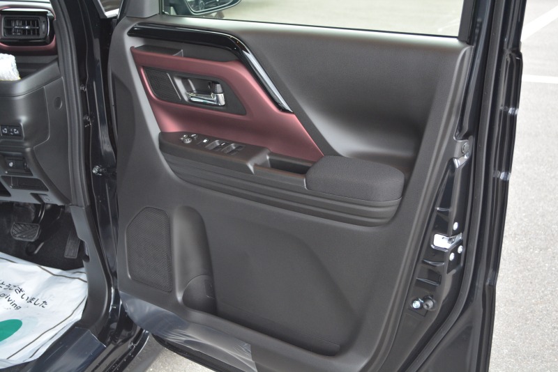 スズキ:スペーシアカスタム